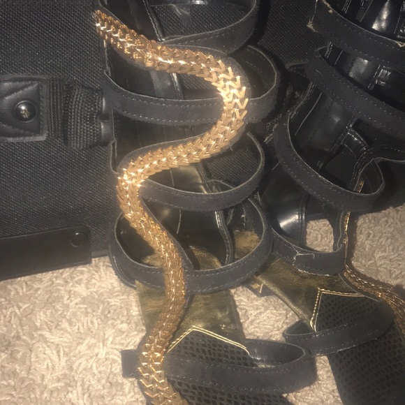 Sandals - Picture 3 of 3